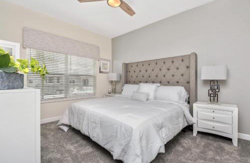 Groveland House | 4817CO TOWNHOUSE 4 BEDROOMS & 3 BATHROOMS + POOL