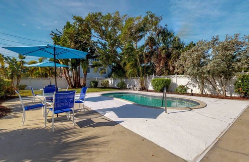 Anna Maria Condo | 49 m² Condo ∙ 2 bedrooms ∙ 4 guests