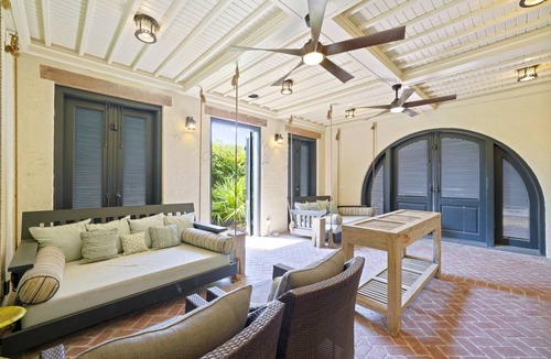 Seaside House | 495 m² House ∙ 7 bedrooms ∙ 24 guests