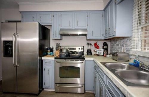 Columbia House | 4Bedroom 3Bath Home Near Fort Jackson