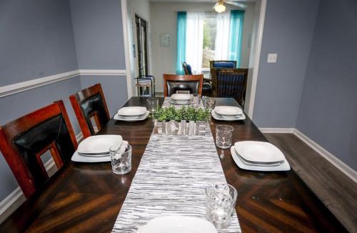 Columbia House | 4Bedroom 3Bath Home Near Fort Jackson