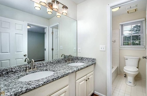 Jonesboro House | 4BR/2BA On The Green w/ Deck & Parking