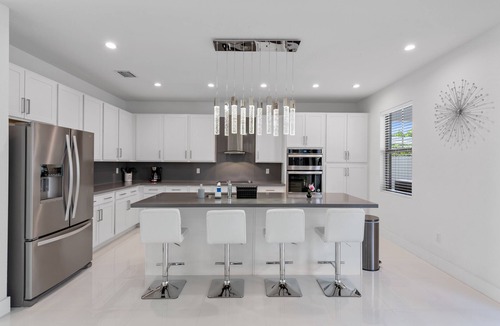 Ludlam Villa | 4BR/4BTH Miami Oasis: Stylish Retreat w/BBQ & Trampoline - Near Beach & Airport
