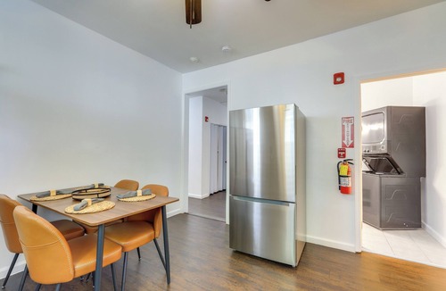 Griffin House | 4BR Griffin Home | Walk Downtown | Large Driveway