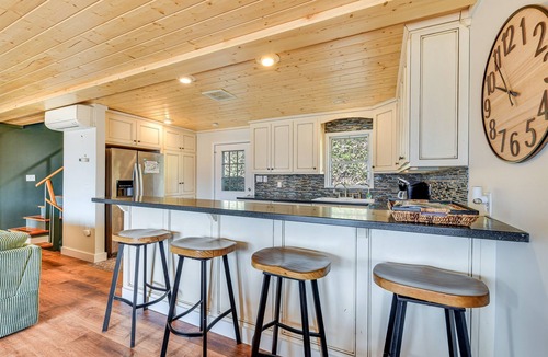 Maggie Valley Cabin | 4BR in Maggie Valley Golf Club, Game Room, Hot Tub