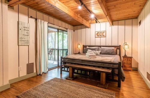 Big Canoe Cabin | 4BR+Loft Blue Ridge Mtns Big Canoe Charming Cabin