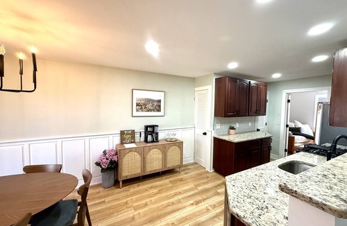 Vernon Condo | 4BR Treetop Oasis | Minerals, Hiking, Mountain Creek, Warwick | Nature views