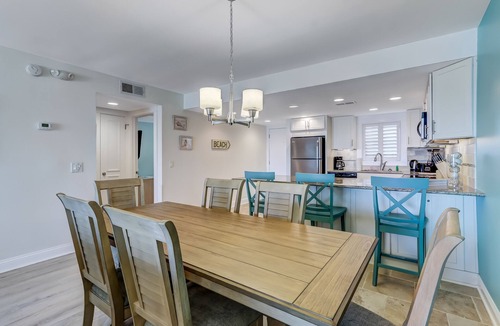 Fernandina Beach Condo | 4th Floor, 2 Bed/2 Bath Oceanfront condo sleeps 6. Beach view balcony & pool