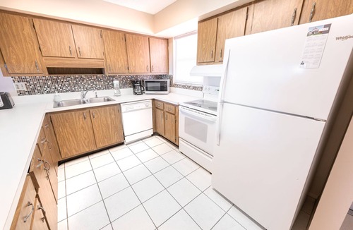 Satellite Beach Condo | 4th Floor Oceanfront 2BR Condo w/Balcony & Beach Views, Unit 448