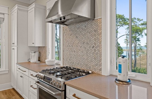 East End House | 4th of July week now available as a Friday or Saturday check in!