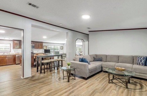 Tomoka Farms House | 5 Acres of Peace: Country Roads & Coastal Joy