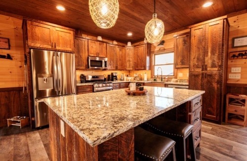 Morganton Cabin | 5 Bears Hot Tub Fire Pit Game Room Near Blue Ridge