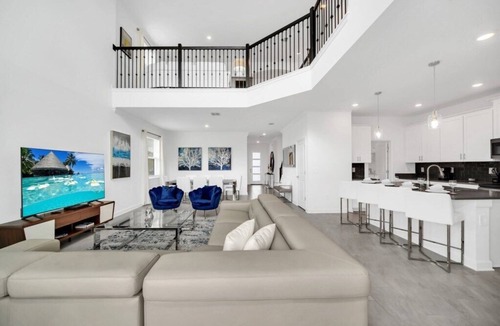 Tuscan Ridge Villa | 5 Bed With Upstairs Loft- So Much Space Pool, Spa & Game Room!