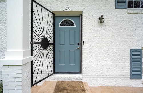 Atlanta House | 5-Bedroom Elegant and Spacious Home Near Atlanta Airport