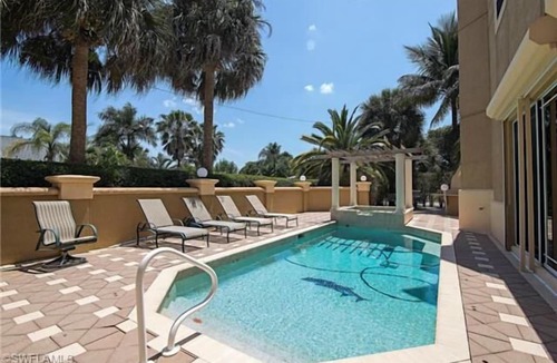 Naples Park House | 5 Bedroom Home, Easy Walk To The Beach, Very Private Pool Setting