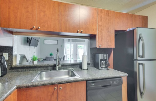 Opa-Locka House | 5 Mi to Hard Rock Stadium! Townhome w/Games
