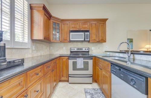 Jupiter House | 5 Mi to Jupiter Beach Park Poolside Oasis!