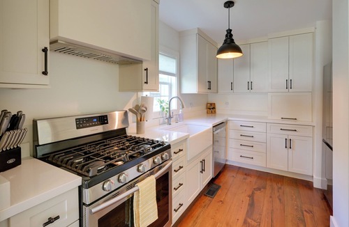 Saint Simons Island House | 5 Mi to Pier Village: Coastal Jade Cottage