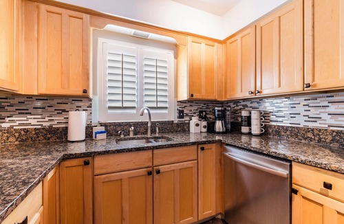 Harbor Bluffs House | 5 Min 2 Beach ~ Free HTD Pool ~ Near Trail & Golfnnnn