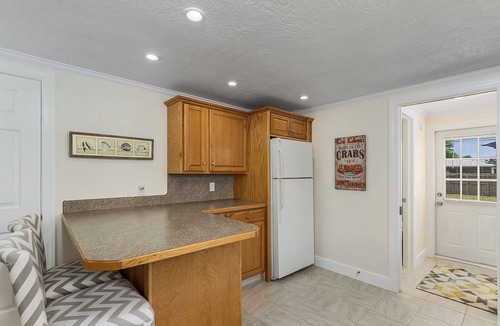 Naples Park House | 5 min to Beaches, Available March 2026 28 nt min. Beach Pass Incl!nnn