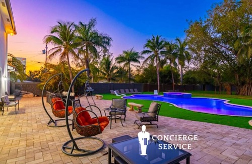Dania Beach Villa | 5000Sf Luxe Mansion/Heated pool/Gameroom