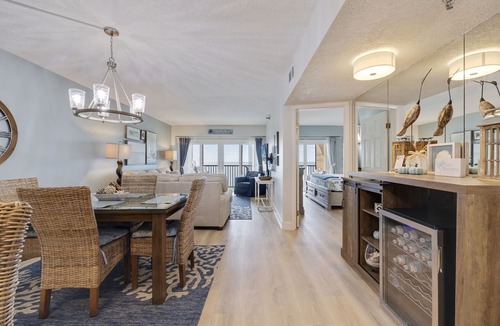 Madeira Beach Condo | 502 Villa Madeira 3 bedroom, 2 bathroom serene Gulf front condo exceptional views