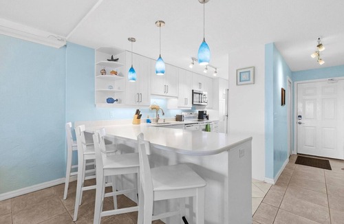 New Smyrna Beach Condo | 507- Ocean View 2 bedroom top floor