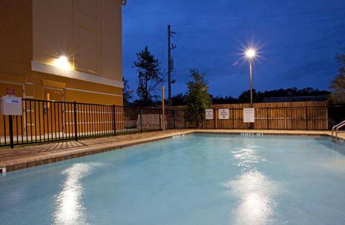 North Beach Hotel | 51 m² Hotel ∙ 2 bedrooms ∙ 127 guests