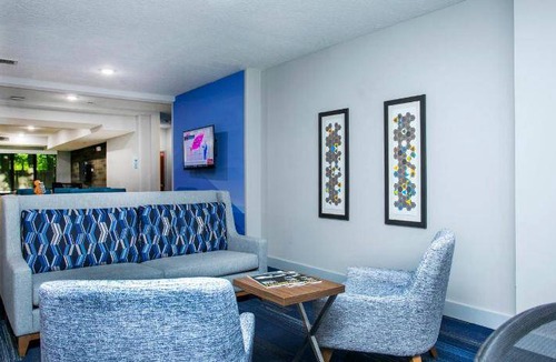 North Beach Hotel | 51 m² Hotel ∙ 2 bedrooms ∙ 127 guests