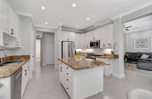 Lake Ida Shores House | 514 Managed by Brampton Park