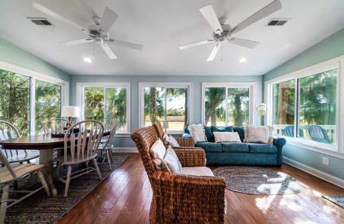 Tarpon Pond House | 546 Tarpon Pond Cottage