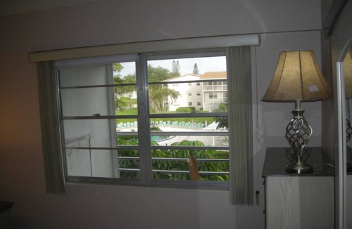 Hamptons at Boca Raton Condo | 55+ Condo, 2 Bed, Beautiful Pool & Lake View.