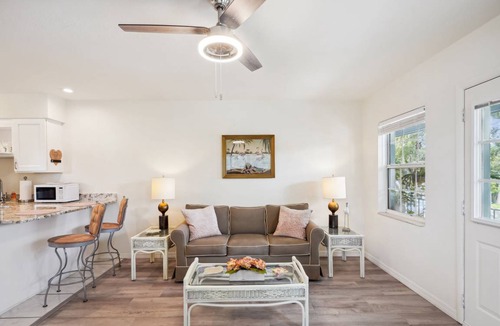Gulfport Condo | 56 m² Condo ∙ 1 bedroom ∙ 4 guests