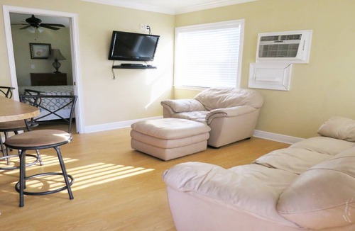 Ilexhurst Villa | 56 m² Villa ∙ 1 bedroom ∙ 4 guests