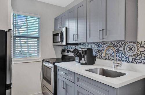 Poinciana Park Apartment | 57 m² Apartment ∙ 1 bedroom ∙ 4 guests