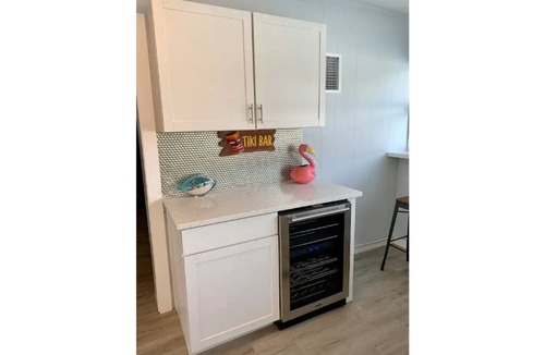 South Pinellas Community Council House | 5BR Newly updated home 6 min to Madeira Beach!