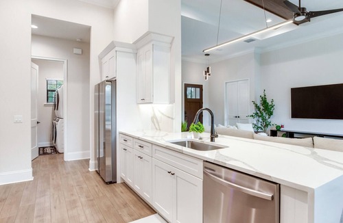 Fish Hawk Villa | 6 bed room, 3 bathroom, Villa in Lithia