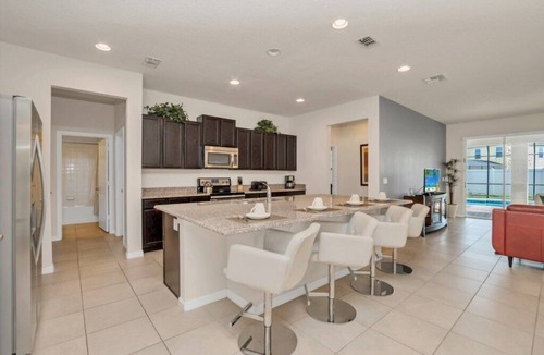 West Haven Villa | 6 bedroom 5 bathroom with Spa and Games Room Brand New Modern Furnishings