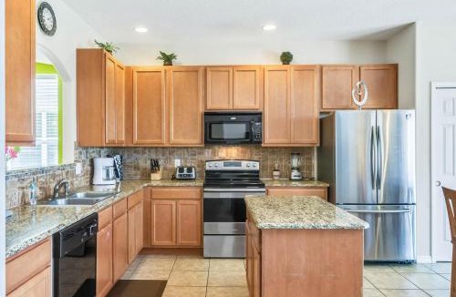 Veranda Palms Villa | 6 bedrooms pool home Gated resort Veranda Palms
