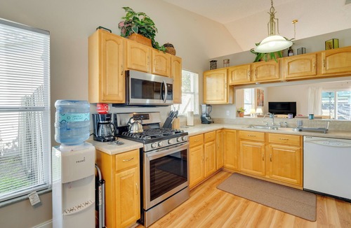 Indian Wells House | 6 Mi to Disney: Pet-Friendly Kissimmee Home