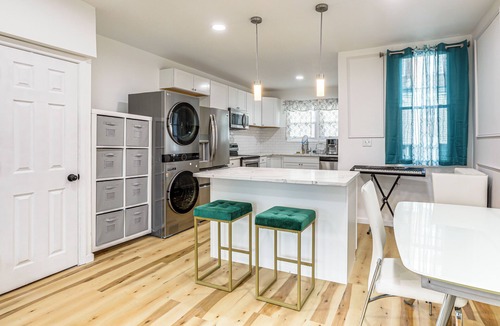 Eastwick House | 6 Mi to Lincoln Financial: Stylish Philly Townhome