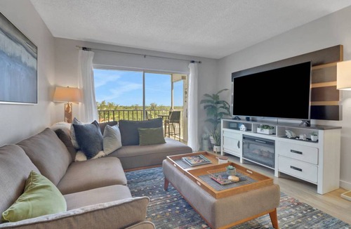 Edgewood Condo | 60 m² Condo ∙ 1 bedroom ∙ 2 guests