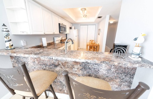 Indian Harbour Beach Condo | 601, Indian Harbour Beach Club 6th floor corner unit
