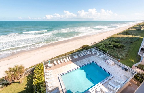 Indian Harbour Beach Condo | 601, Indian Harbour Beach Club 6th floor corner unit
