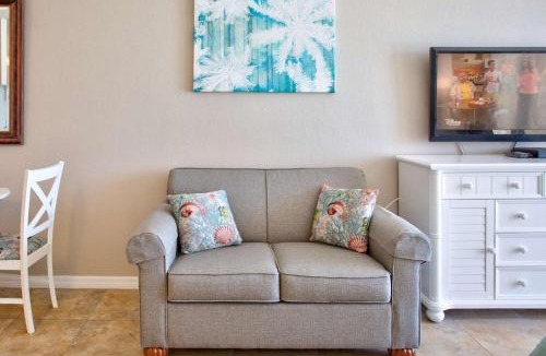 Treasure Island House | 612 - Island Inn
