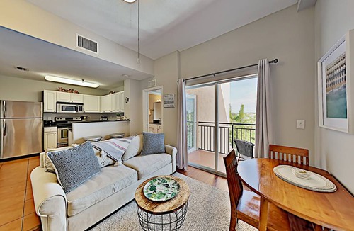 Madeira Beach Condo | 68 m² Condo ∙ 2 bedrooms ∙ 6 guests