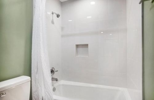 Oceanside House | 6964 Fairway One at The Sea Pines Resort