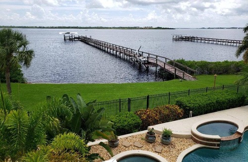 Gulf Cove House | 697 m² House ∙ 5 bedrooms ∙ 12 guests
