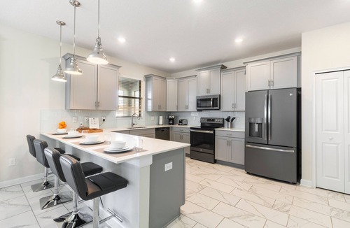 Kissimmee House | 6BR Luxury Villa: Pool, Spa, Game Room & Disney Magic 2957 FS