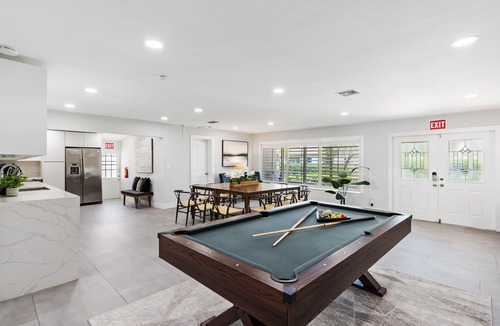 Lighthouse Point House | 6BR Paradise: Pool, Games & Relaxation